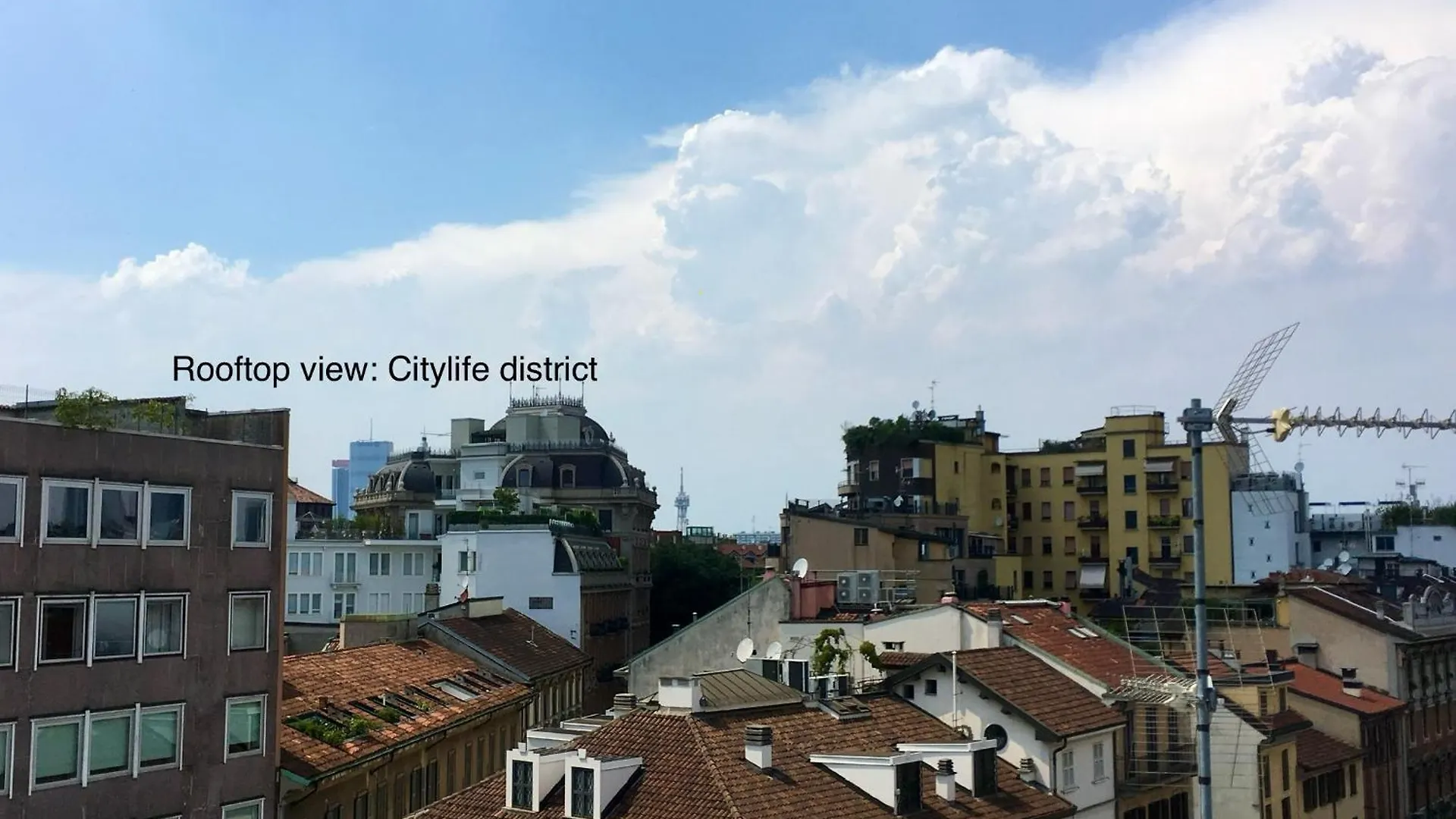 Your Downtown Studio In Milán Itálie
